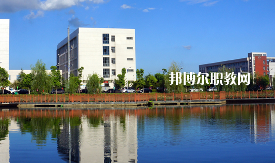 安徽銅陵技師學(xué)院怎么樣、好不好