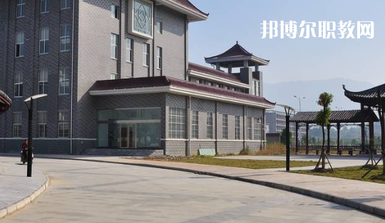 安徽黃梅戲藝術(shù)職業(yè)學(xué)院(中專部)2021年報(bào)名條件、招生要求、招生對(duì)象