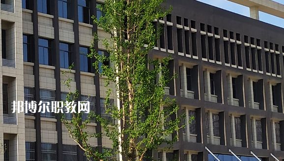 安徽天柱山旅游學(xué)校2021年報名條件、招生要求、招生對象