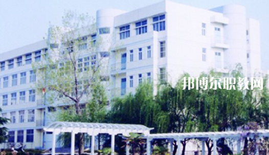 安慶市建筑工程學(xué)校2021年報(bào)名條件、招生要求、招生對(duì)象