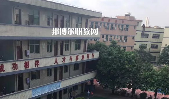 廣東領(lǐng)才技工學校2021年報名條件、招生要求、招生對象
