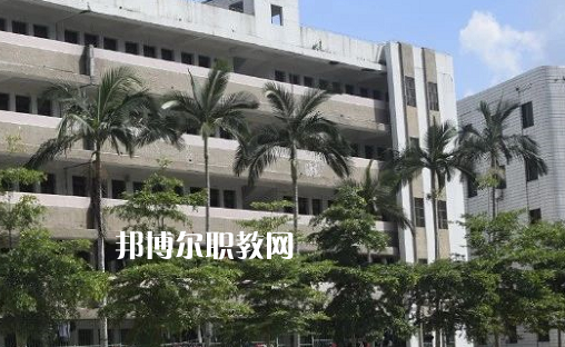吳川職業(yè)高級中學(xué)2021年學(xué)費、收費多少