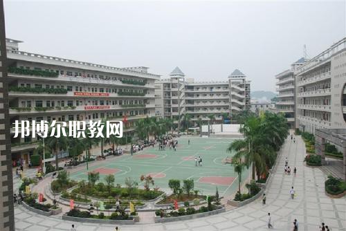 雅安航空工業(yè)聯(lián)合技工學(xué)校2021年報(bào)名條件、招生要求