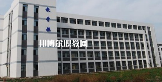 滁州市機(jī)械工業(yè)學(xué)校2021年報名條件、招生要求、招生對象 