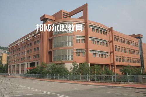 四川長虹職業(yè)技術(shù)學(xué)校2021年報名條件、招生要求