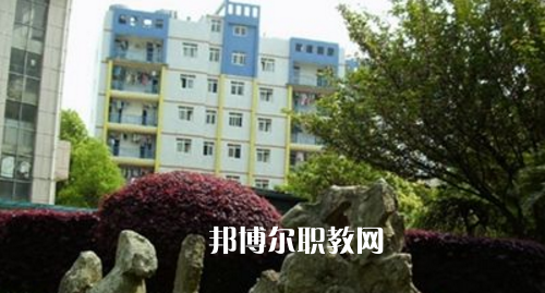 都勻市中等職業(yè)技術(shù)學(xué)校2021年報(bào)名條件、招生要求、招生對(duì)象