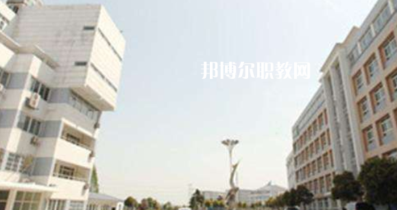 安徽紅十字會衛(wèi)生學校2021年報名條件、招生要求、招生對象