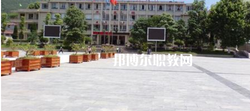 遵義計算機(jī)學(xué)校2021年報名條件、招生要求、招生對象
