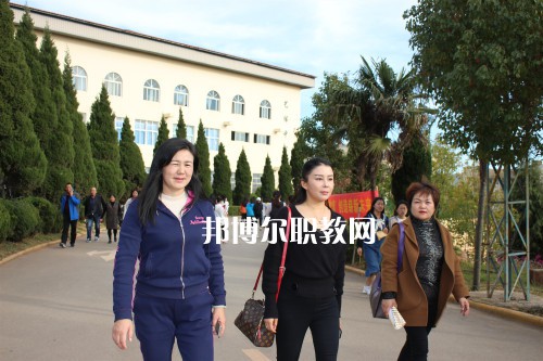 勐?？h職業(yè)高級(jí)中學(xué)網(wǎng)站網(wǎng)址