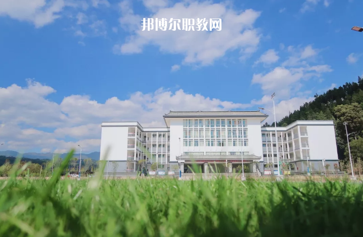 澄江縣職業(yè)高級中學(xué)2021年報名條件、招生要求、招生對象