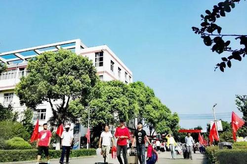 泰州市博日電腦技術(shù)學(xué)校2021年報名條件、招生要求、招生對象