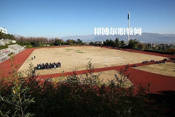 大理州財(cái)貿(mào)學(xué)校2021年報(bào)名條件、招生要求、招生對(duì)象