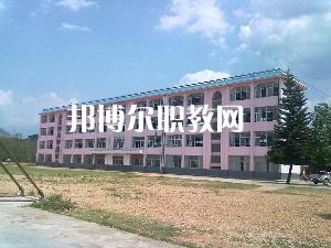 耿馬縣職教中心2021年報(bào)名條件、招生要求、招生對(duì)象