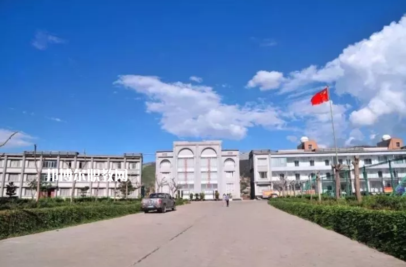 紅河財經(jīng)學校怎么樣、好不好