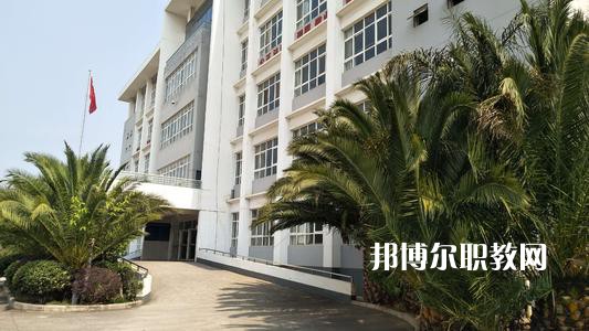 晉寧職業(yè)高級中學2021年報名條件、招生要求、招生對象