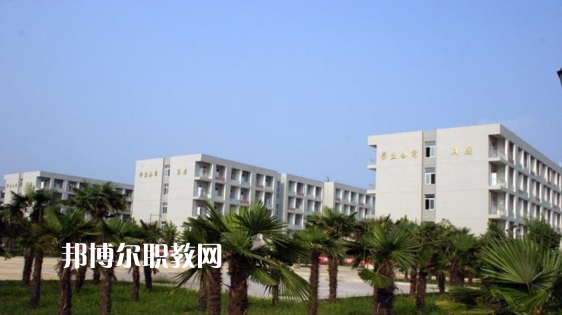 云南夏蒙衛(wèi)生學(xué)校怎么樣、好不好?