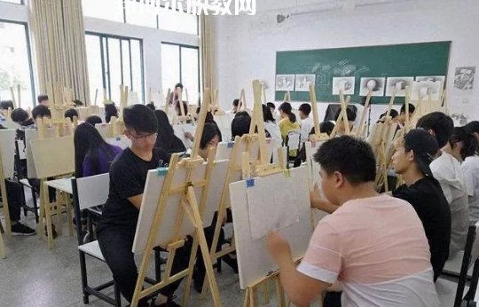 榆中縣職業(yè)教育中心2022年學(xué)費(fèi)、收費(fèi)多少