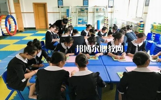 榆中縣職業(yè)教育中心2022年報名條件、招生要求、招生對象