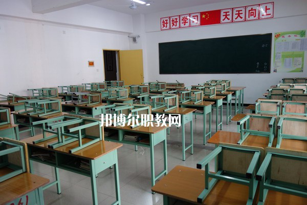 重慶聚英技工學(xué)校升學(xué)部怎么樣、好不好