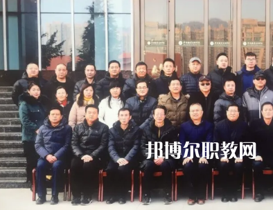 平?jīng)鲶w育運(yùn)動(dòng)學(xué)校2022年報(bào)名條件、招生要求、招生對(duì)象 