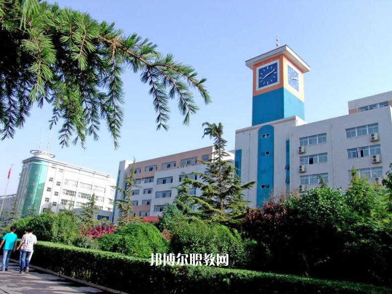 蘭州商業(yè)學(xué)校2022年學(xué)費(fèi)、收費(fèi)多少
