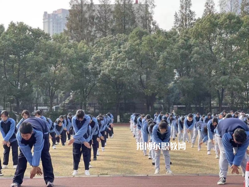 南京莫愁中等專業(yè)學校2022年報名條件、招生要求、招生對象