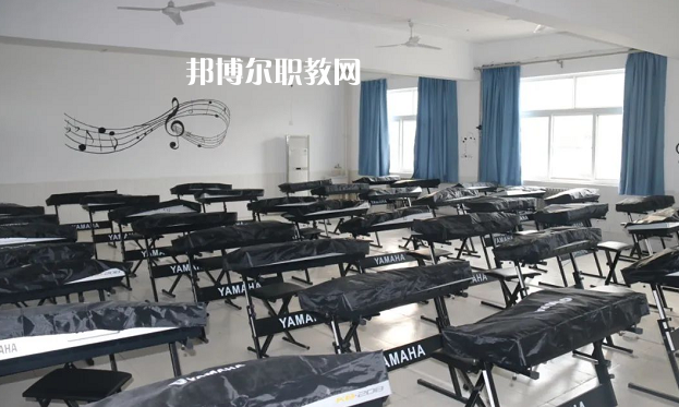 渭南華州區(qū)職業(yè)教育中心2022年報名條件、招生要求、招生對象
