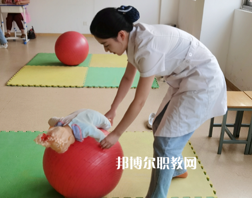 無錫衛(wèi)生高等職業(yè)技術(shù)學(xué)校怎么樣、好不好
