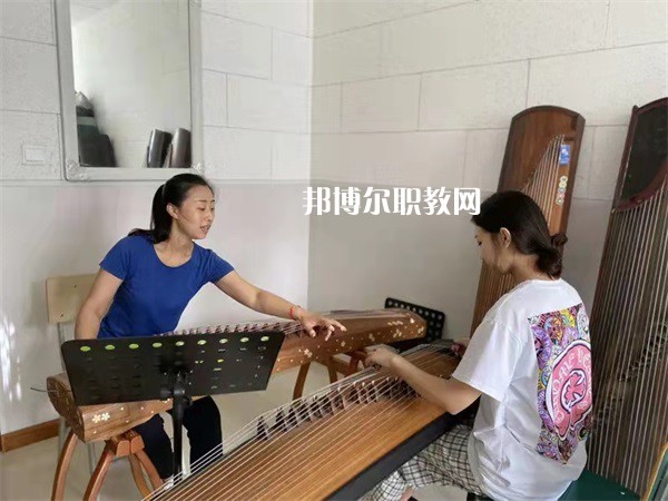 唐山藝術(shù)學(xué)校2022年報(bào)名條件、招生要求、招生對象