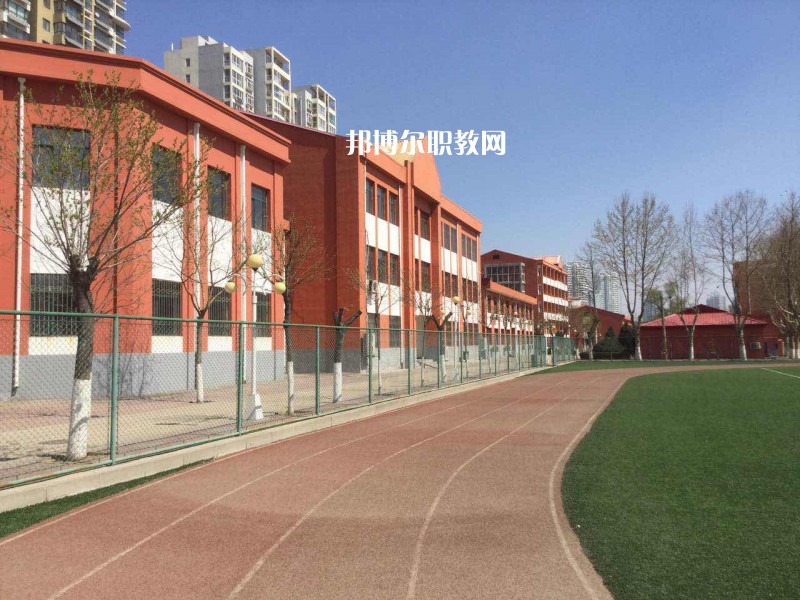 秦皇島渤?？萍贾械葘I(yè)學(xué)校2022年招生簡章