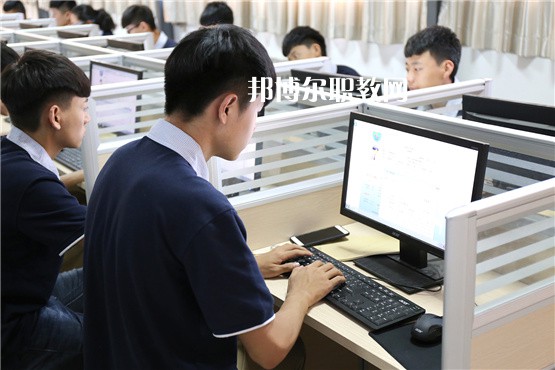 石家莊財經(jīng)商貿(mào)學校2022年報名條件、招生要求、招生對象