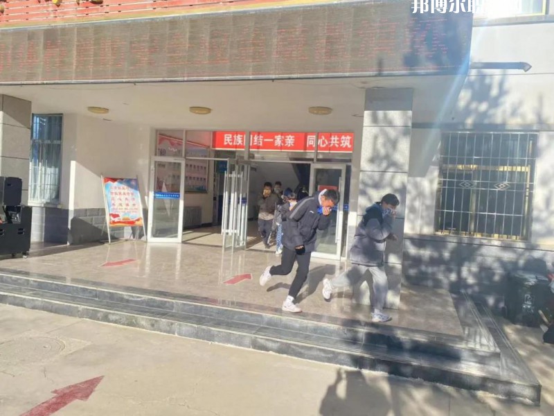 嘉峪關(guān)體育運動學(xué)校2022年學(xué)費、收費多少