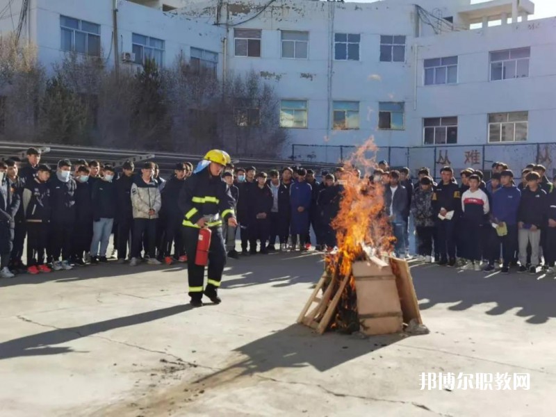 嘉峪關(guān)體育運(yùn)動(dòng)學(xué)校2022年報(bào)名條件、招生要求、招生對象