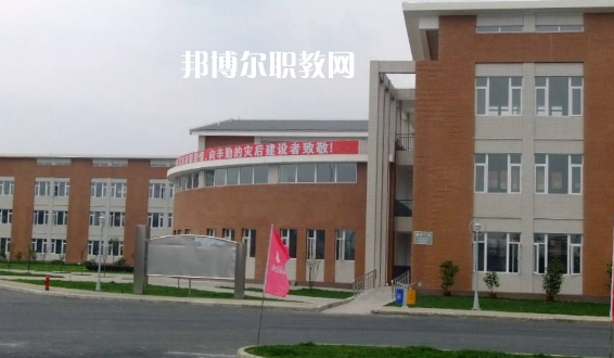 四川什邡職業(yè)中專學(xué)校2022年報(bào)名條件、招生要求、招生對(duì)象