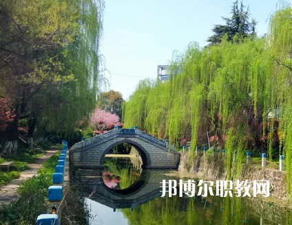常州市工貿(mào)高級(jí)技工學(xué)校2022年報(bào)名條件、招生要求、招生對(duì)象