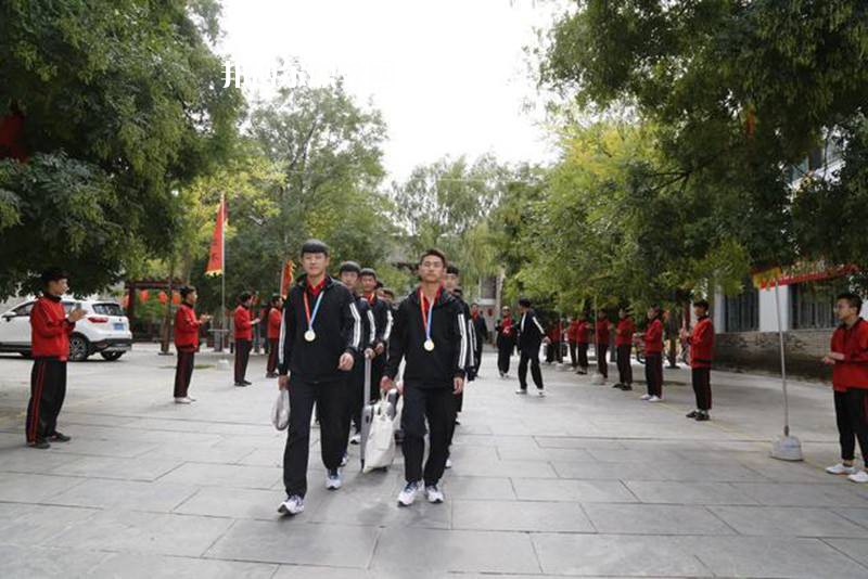 平?jīng)鲠轻嘉奈鋵W(xué)校2022年報(bào)名條件、招生要求、招生對(duì)象