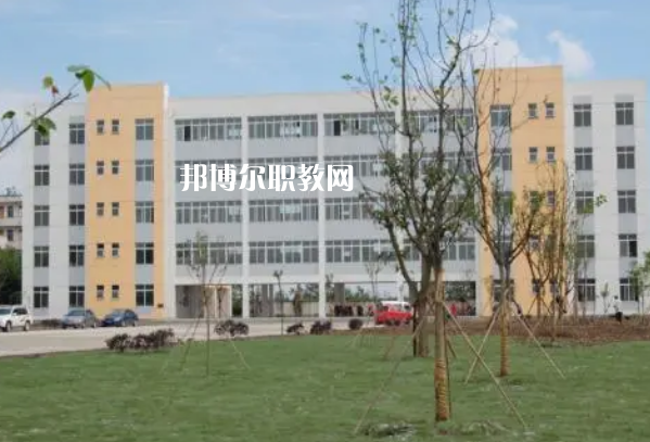 四川省廣漢市職業(yè)中專學(xué)校2022年報(bào)名條件、招生對(duì)象、招生要求