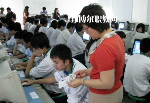 汕頭澄海職業(yè)技術(shù)學(xué)校2022年報(bào)名條件、招生要求、招生對(duì)象
