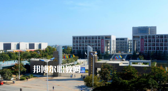 陜西國(guó)際商貿(mào)學(xué)院附屬中職校2022年招生辦聯(lián)系電話(huà)