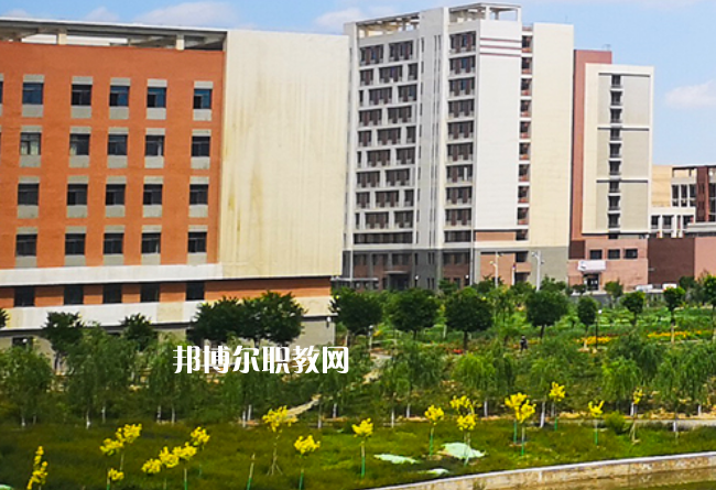 蘭州市商業(yè)學(xué)校2022年報(bào)名條件、招生要求、招生對象 