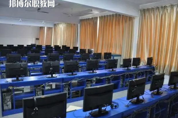 四川省信息通信學(xué)校2022年報(bào)名條件、招生對象、招生要求