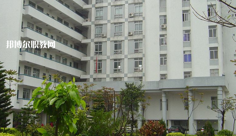 汕頭潮陽建筑職業(yè)技術學校網(wǎng)站網(wǎng)址