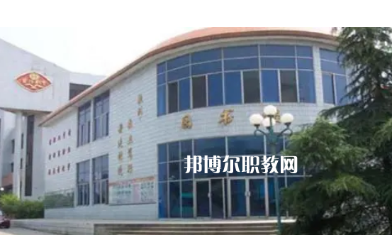 陽(yáng)旅游職業(yè)學(xué)校2022年報(bào)名條件、招生要求、招生對(duì)象