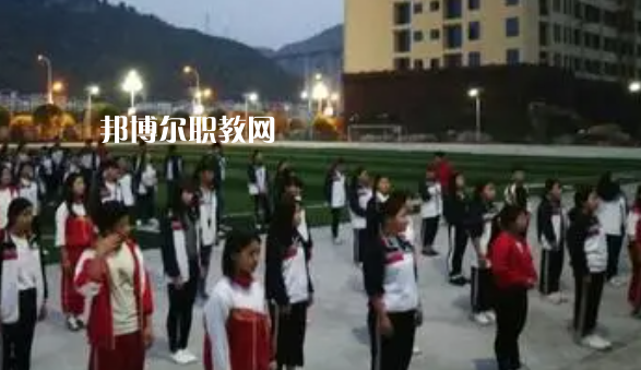 沿河土家族自治縣中等職業(yè)學(xué)校2022年報(bào)名條件、招生要求、招生對(duì)象