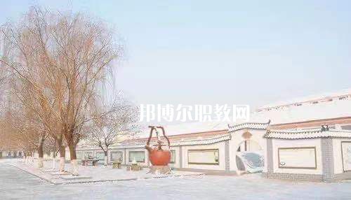江蘇省金山中等專業(yè)學校2022年報名條件、招生要求、招生對象