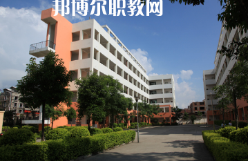 四川省德昌縣職業(yè)高級(jí)中學(xué)2022年報(bào)名條件、招生要求、招生對(duì)象