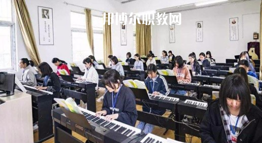 渦陽(yáng)縣科技學(xué)校2022年報(bào)名條件、招生要求、招生對(duì)象