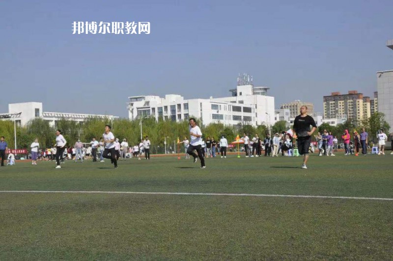 江蘇省淮陰商業(yè)學(xué)校2022年報名條件、招生要求、招生對象