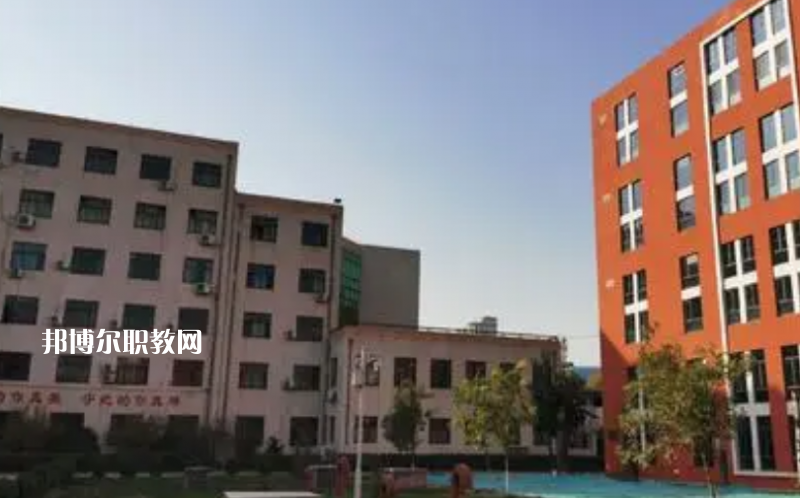 云南省普洱衛(wèi)生學(xué)校2022年報(bào)名條件、招生要求、招生對象
