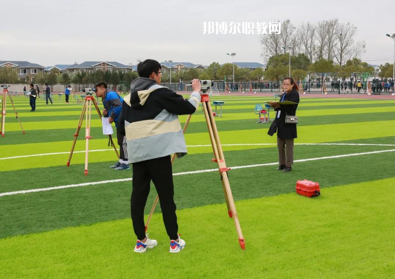 鹽城市經(jīng)貿(mào)高級職業(yè)學(xué)校2022年報(bào)名條件、招生要求、招生對象